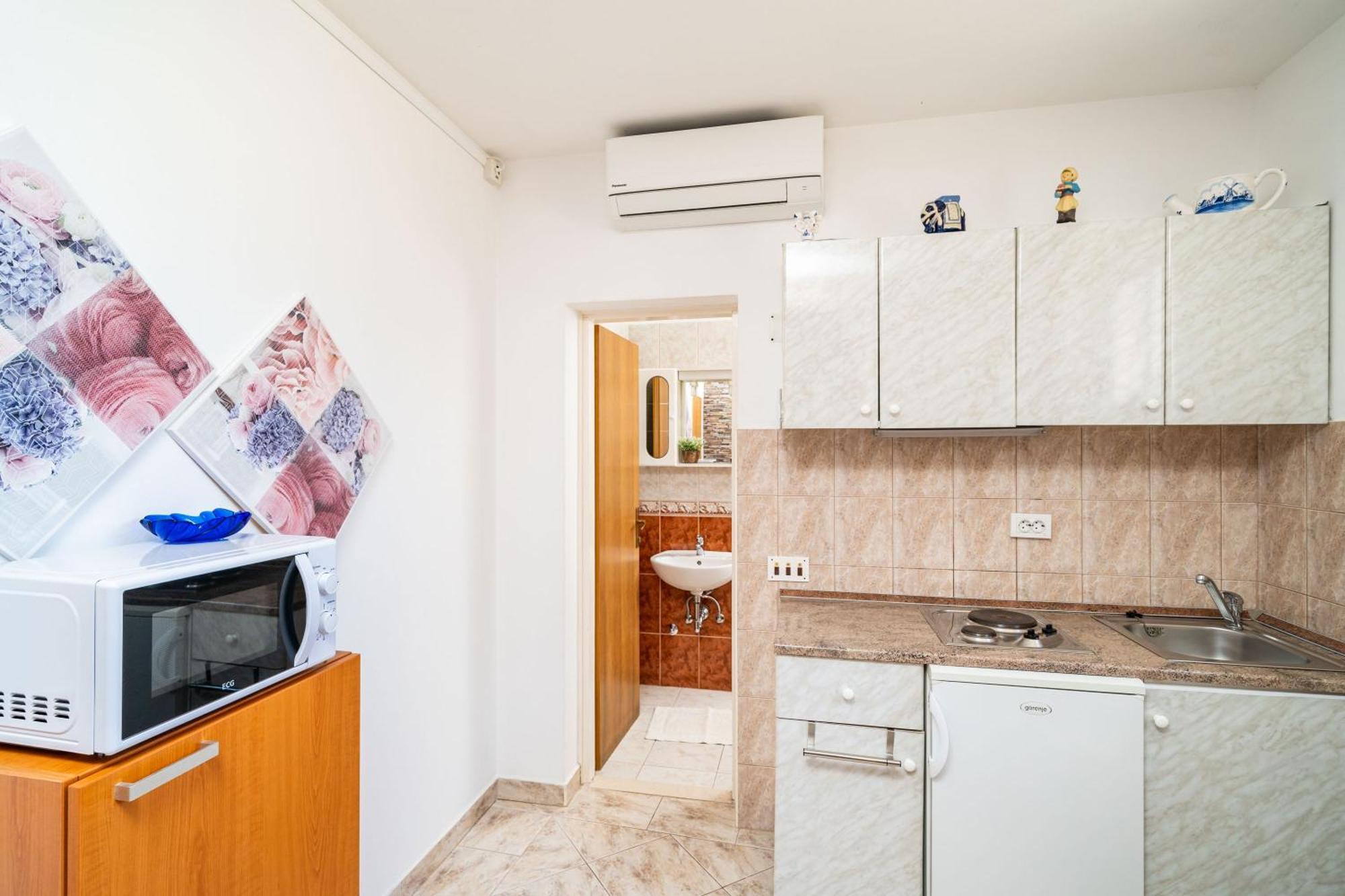 Apartments Nikolina Lumbarda Rom bilde